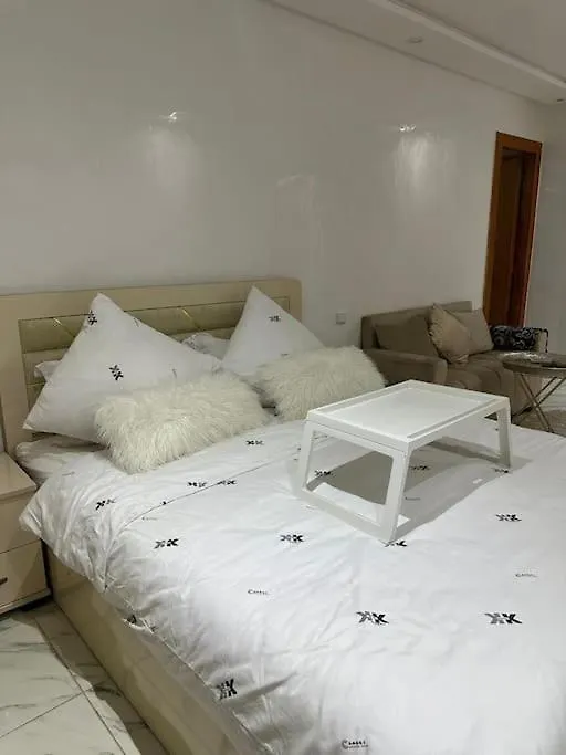 Apartment Studio Chic Avec Piscine Gueliz Marrakesh Morocco